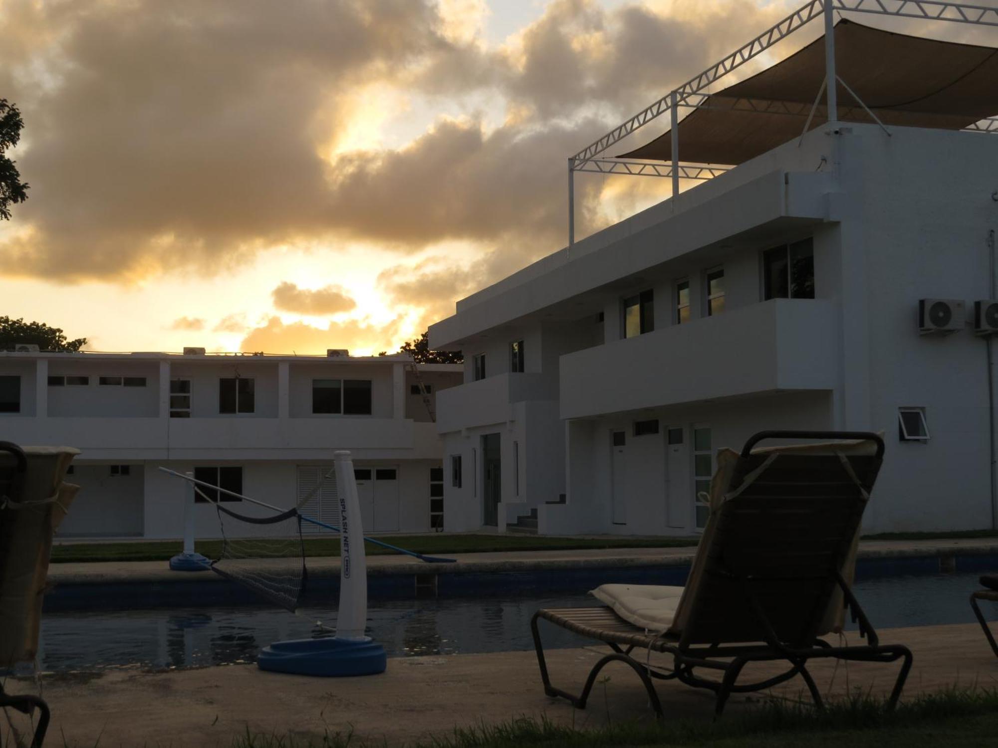 קנקון Guest House Stone Wall Residences מראה חיצוני תמונה